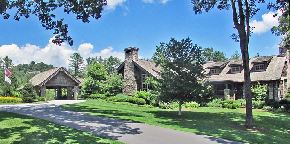 Highlands Country Club Laurel Magazine