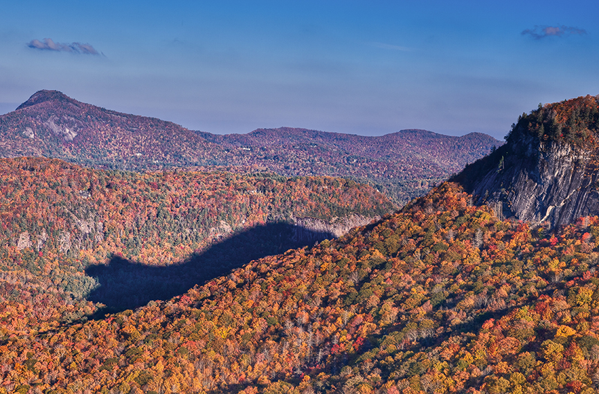 Whiteside_Mountain_Big_Rhodes_View_Shadow_of_the_bear_highlands_cashiers_nc