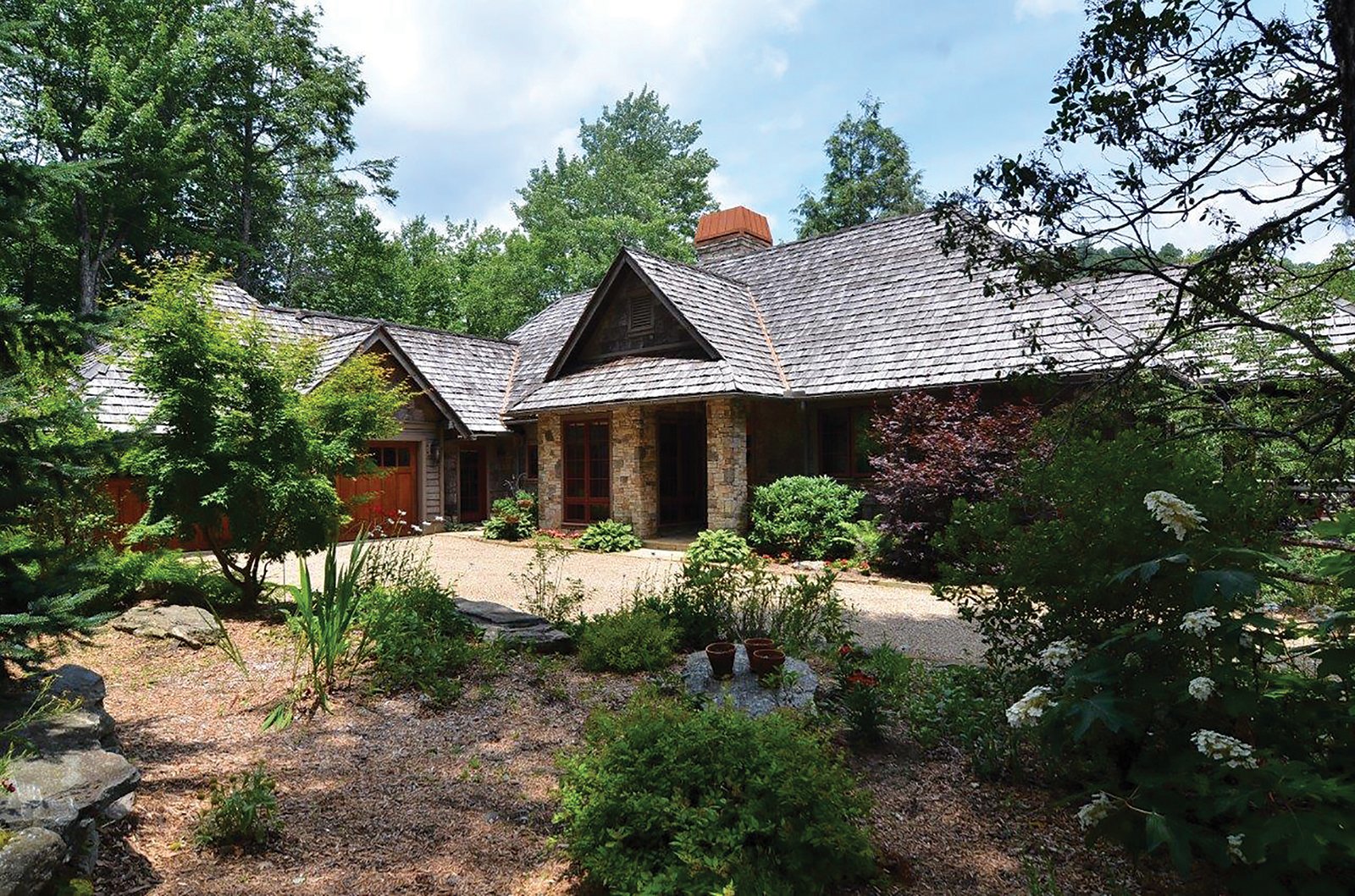 Berkshire-Hathaway-Meadows-Mountain-Realty-home-for-sale-highlands-nc-exterior