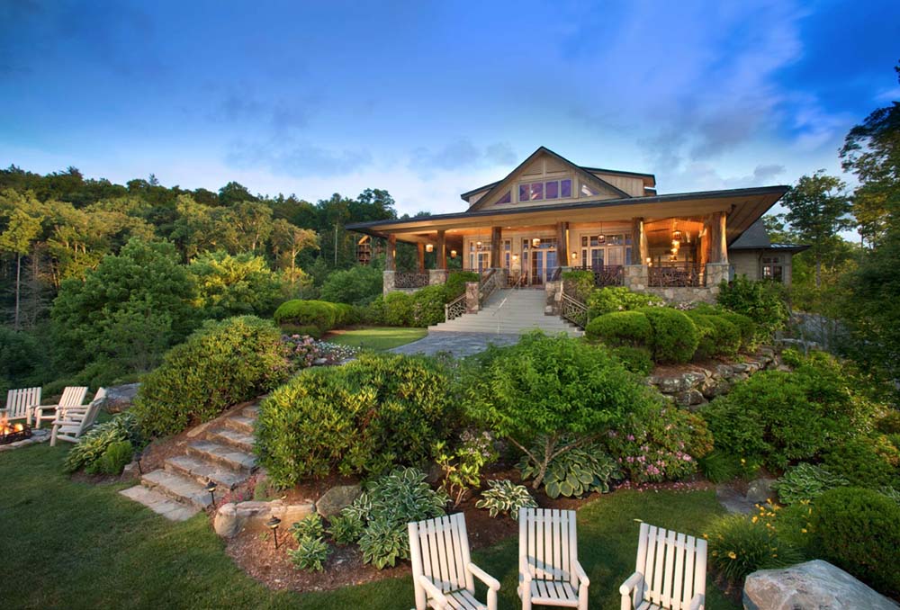 Trillium Links & Lake Club Laurel Magazine