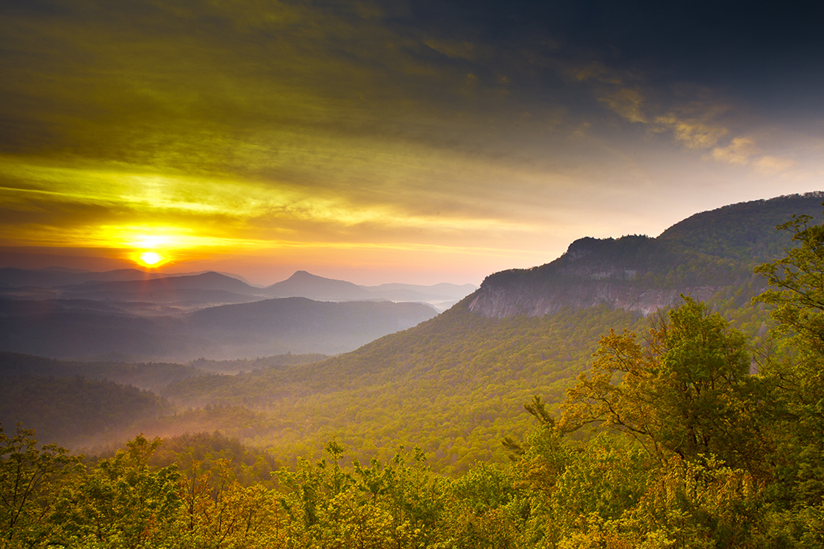 Sunrise-over-Whiteside-Overlook-highlands-nc-sarah-valentine