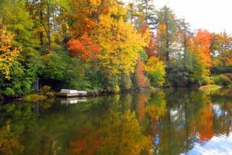 mirror-lake-fall-bob-sutton-highlands-nc