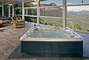 Chateau-rental-Highlands-nc-hot-tub