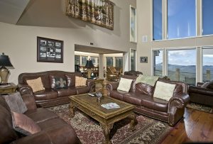 Chateau-rental-Highlands-nc-living