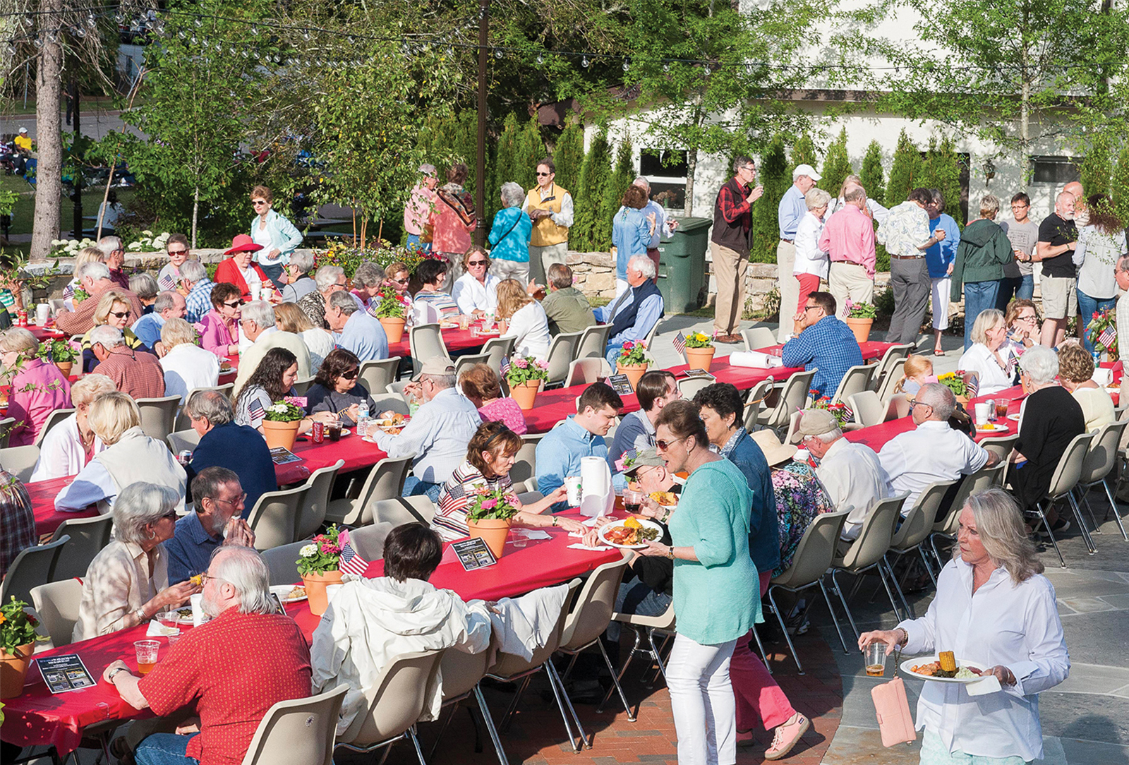 founders-park-shrimp-boil-highlands-nc