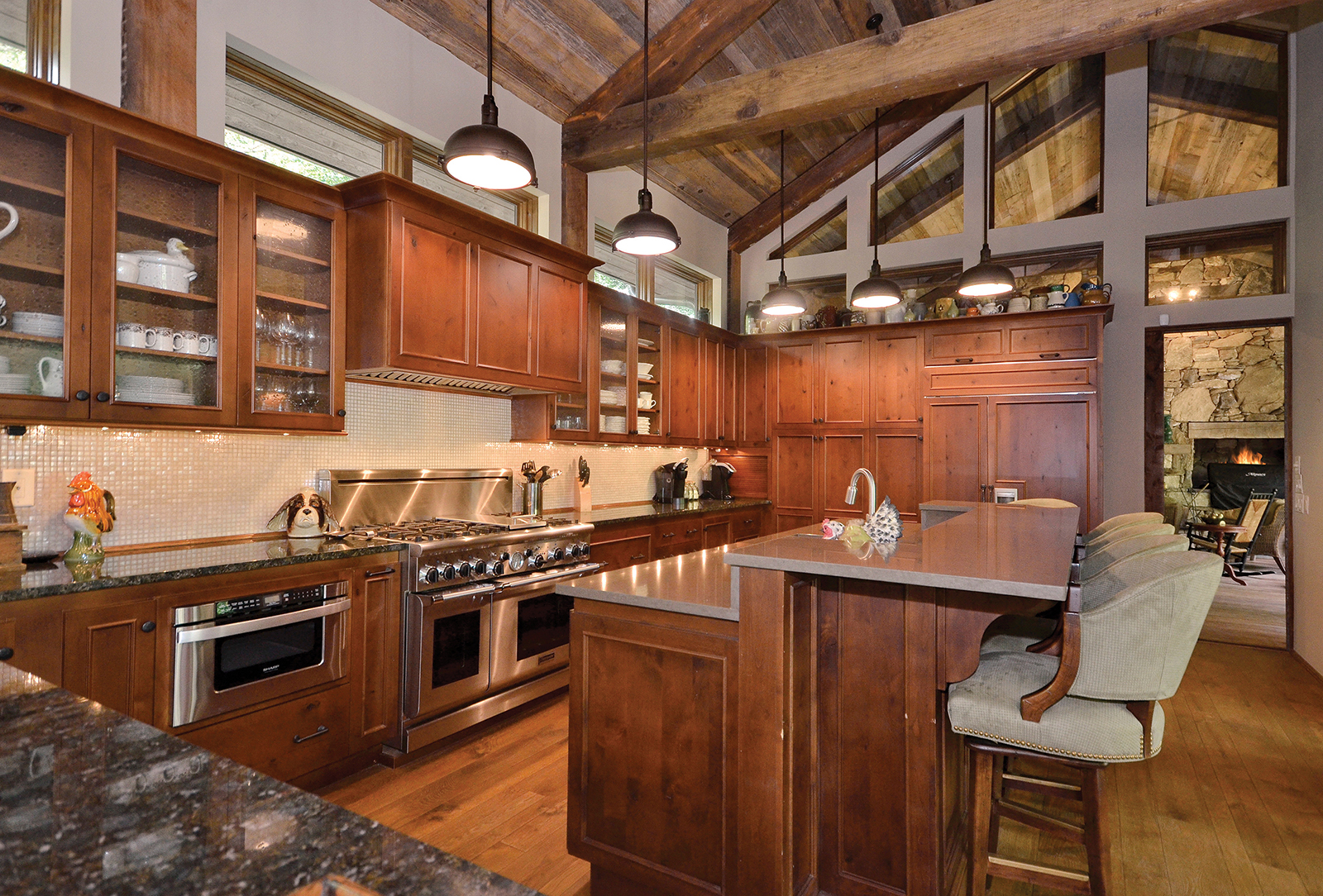 home-for-sale-cashiers-nc-silver-creek-real-estate-kitchen