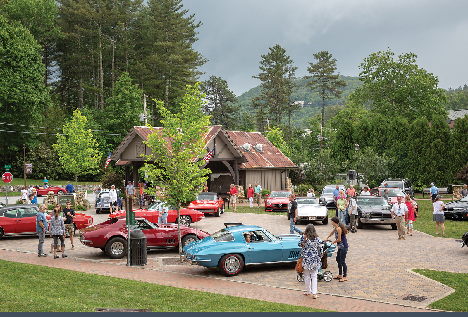 highlands nc highlands motoring festival crowd