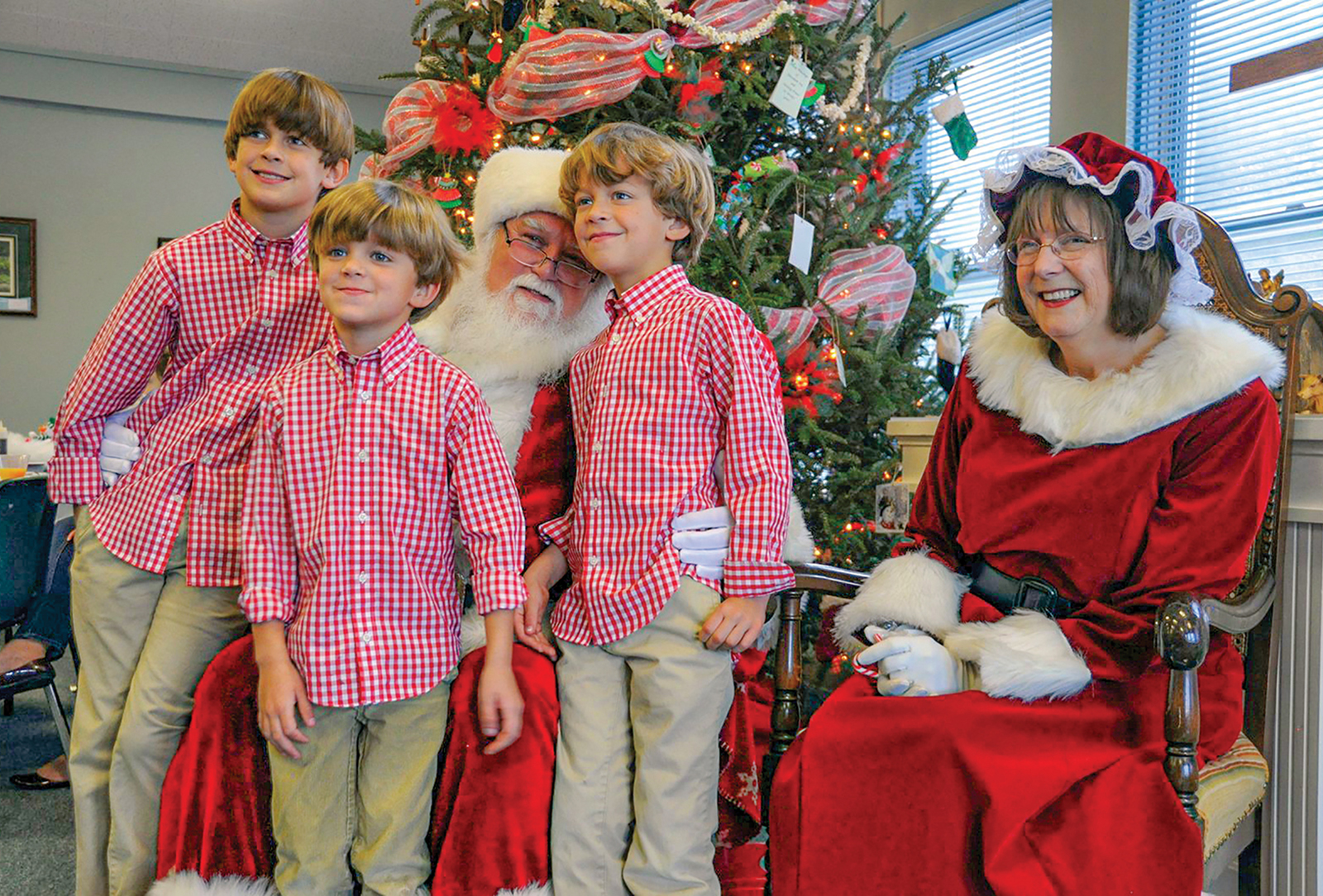 highalnds nc breakfast with santa two