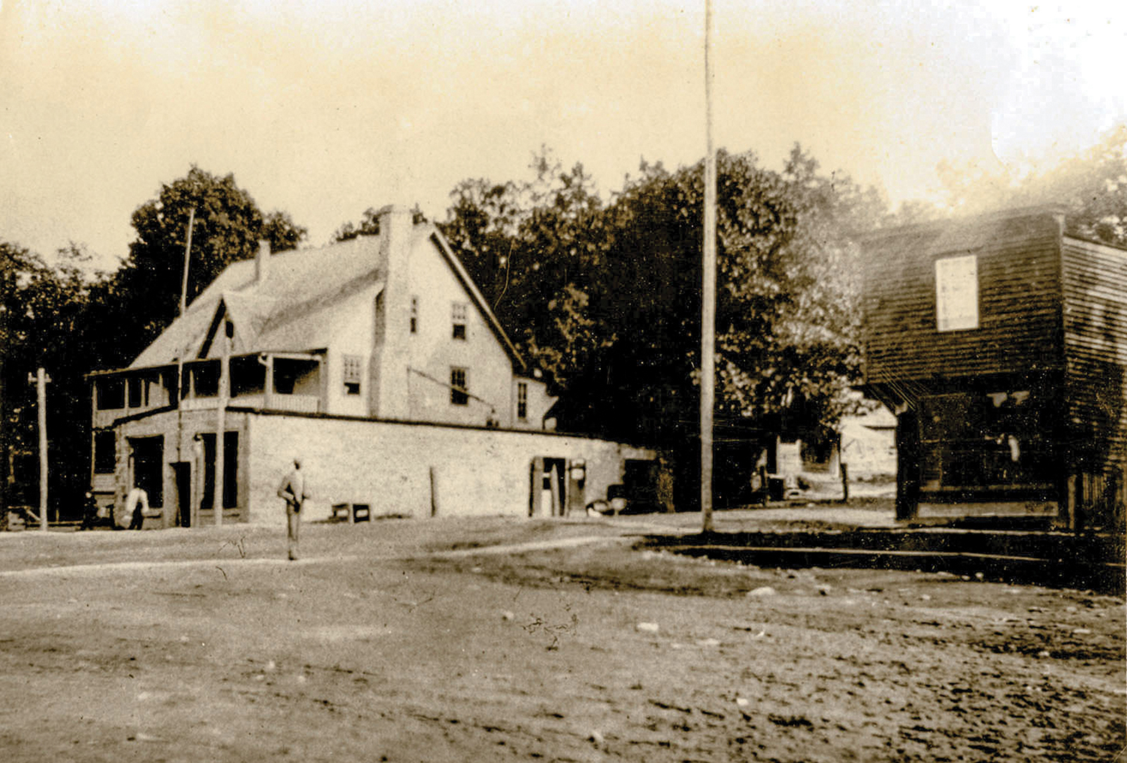 highlands-nc-history-T-D-Waldens-Drug-Store-on-the-right