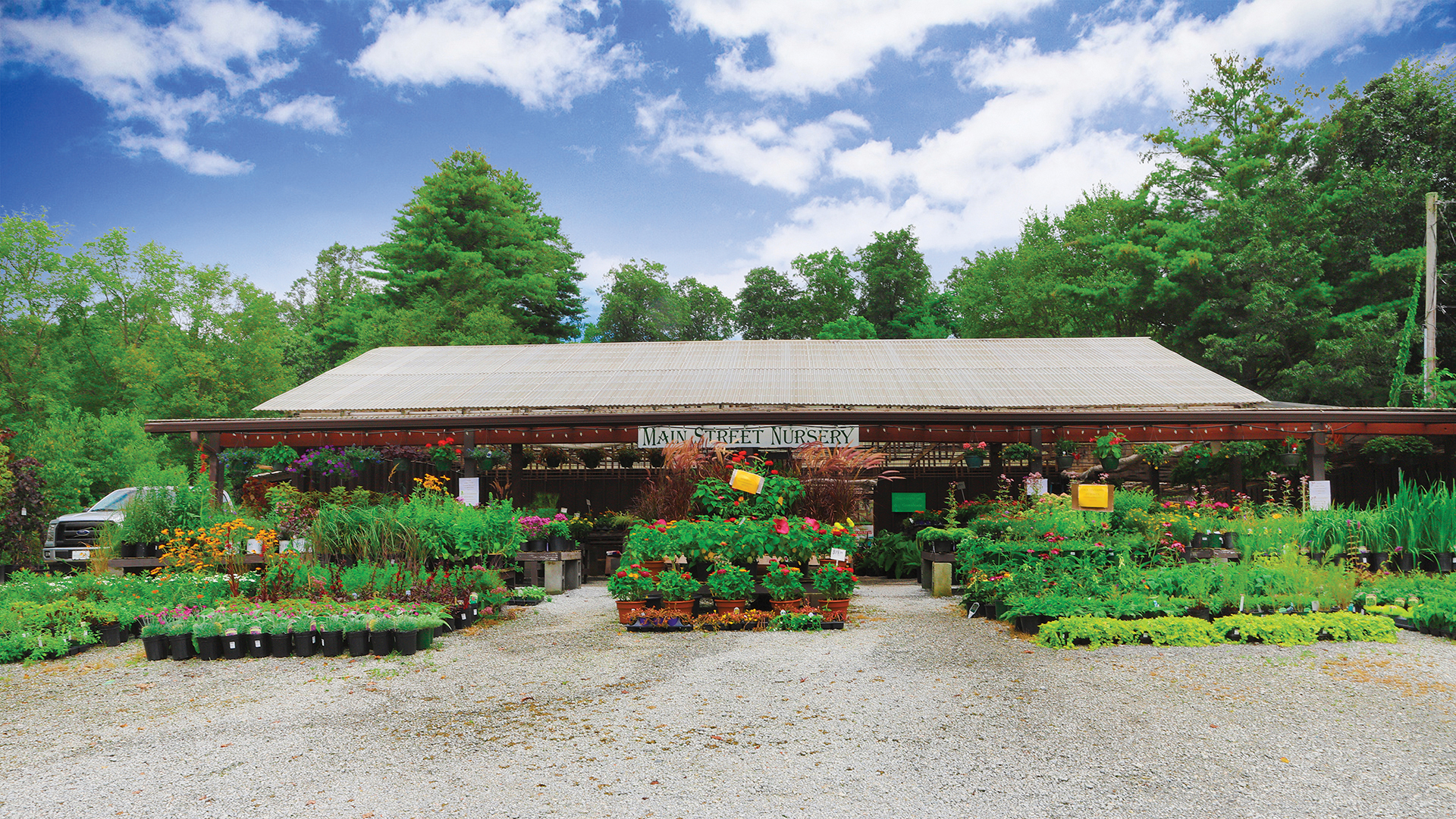 highlands-nc-shopping-main-street-nursery-exterior