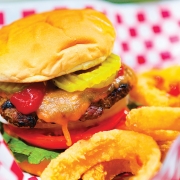 highlands-nc-dining-fressers-burger
