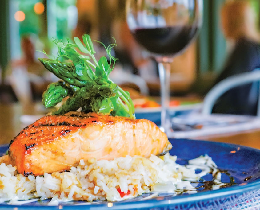 highlands-nc-restaurant-lakeside-salmon