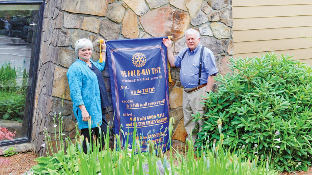 highlands-nc-rotary-jeannie-tom-chambers