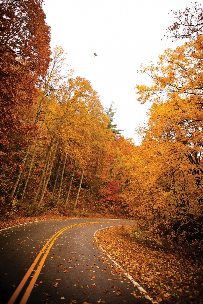 fall-drive-highlands-nc