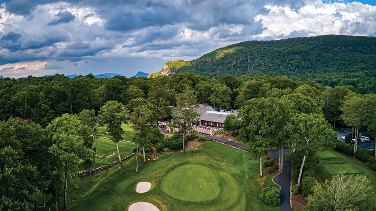 highlands-nc-wildcat-cliffs-country-club-night