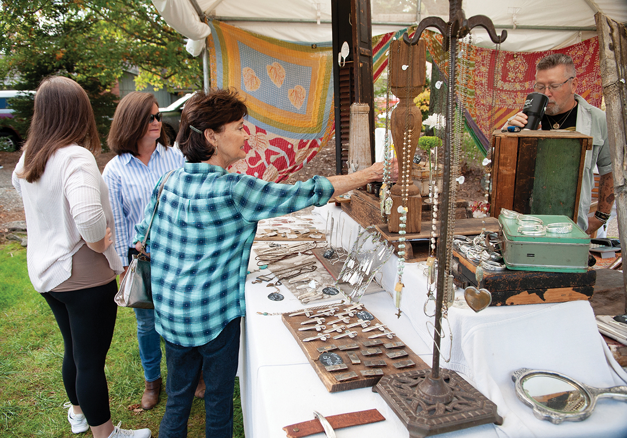 Cashiers Valley Leaf Festival