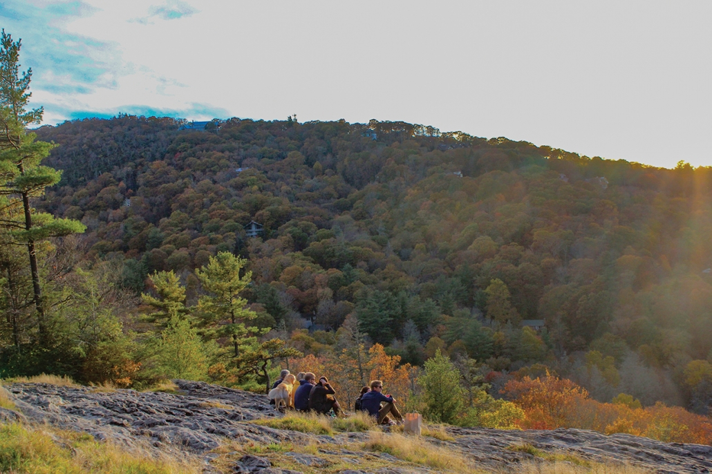 highlands-cashiers-land-trust-fall-mountaintop