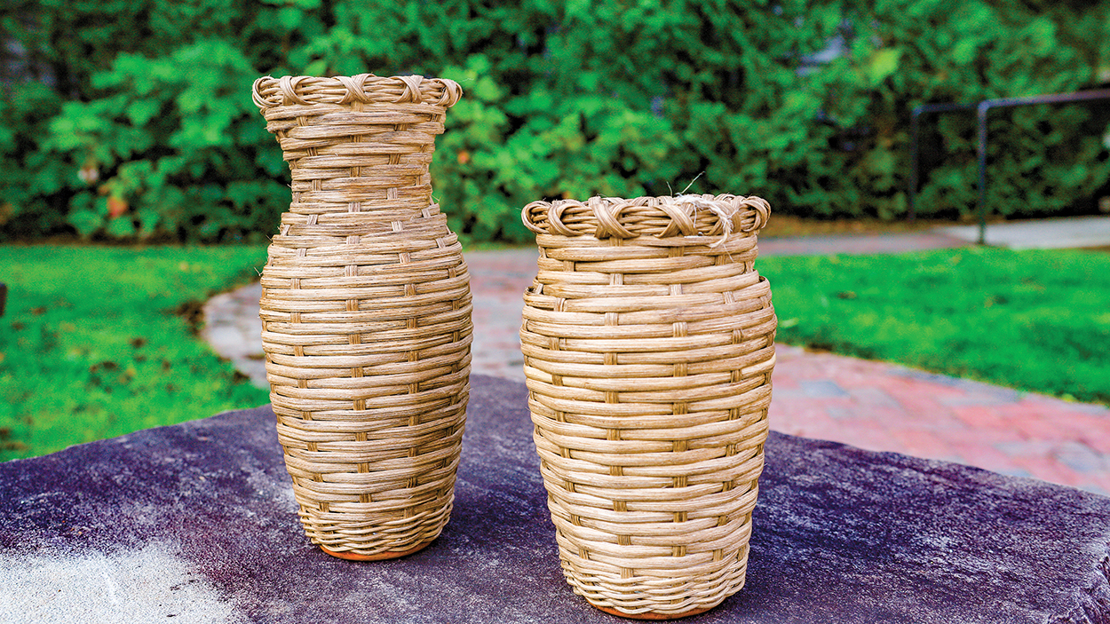 highlands-nc-two-baskets-tall