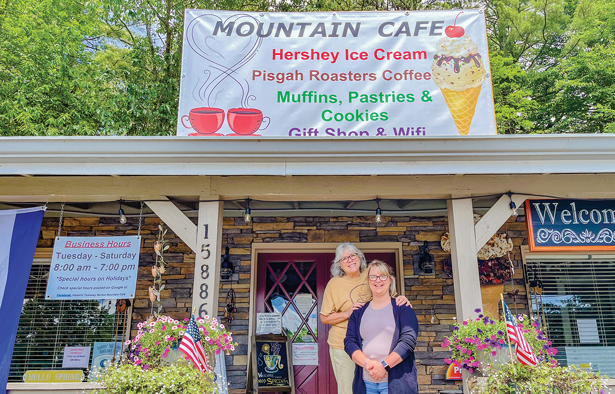 lake-toxaway-mountain-cafe-porch