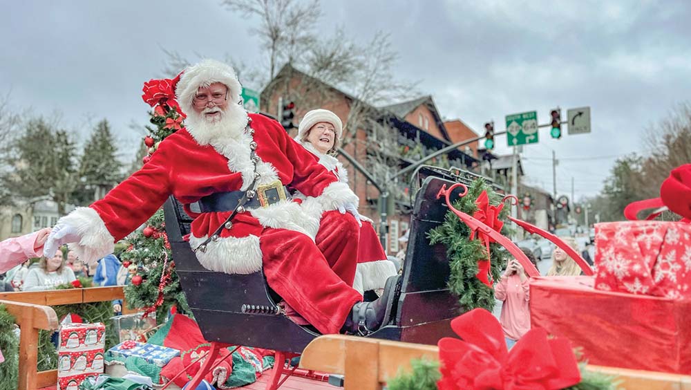 highlands-nc-christmas-parade-santa