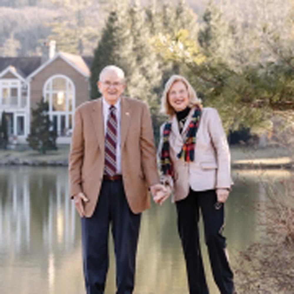 highlands-nc-chuck-wanda-cooper-lake-home