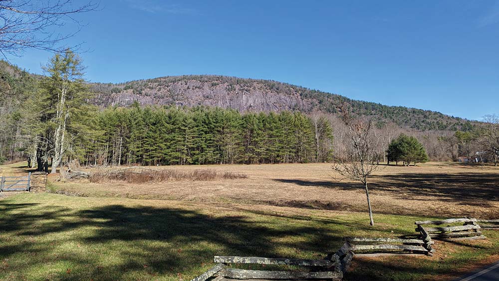 highlands-nc-horse-cove-mountain