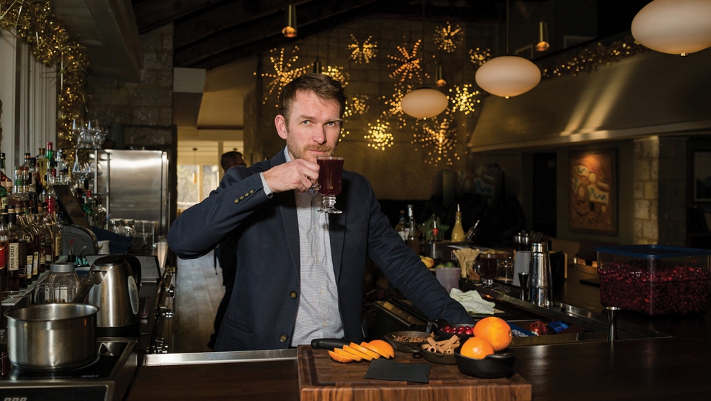 highlands-nc-oak-restaurant-mulled-john-Schmitt