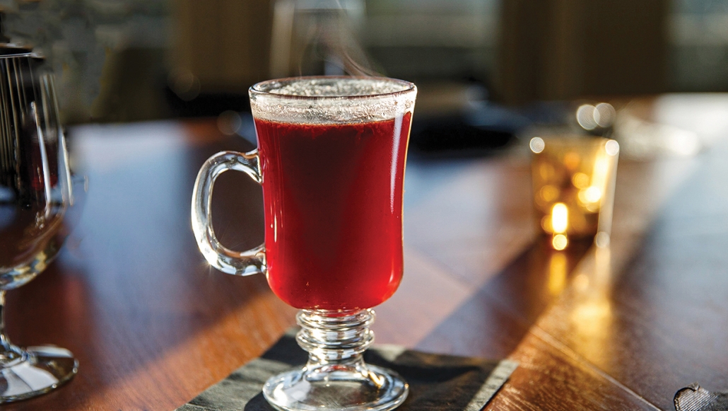 highlands-nc-oak-restaurant-mulled-wine