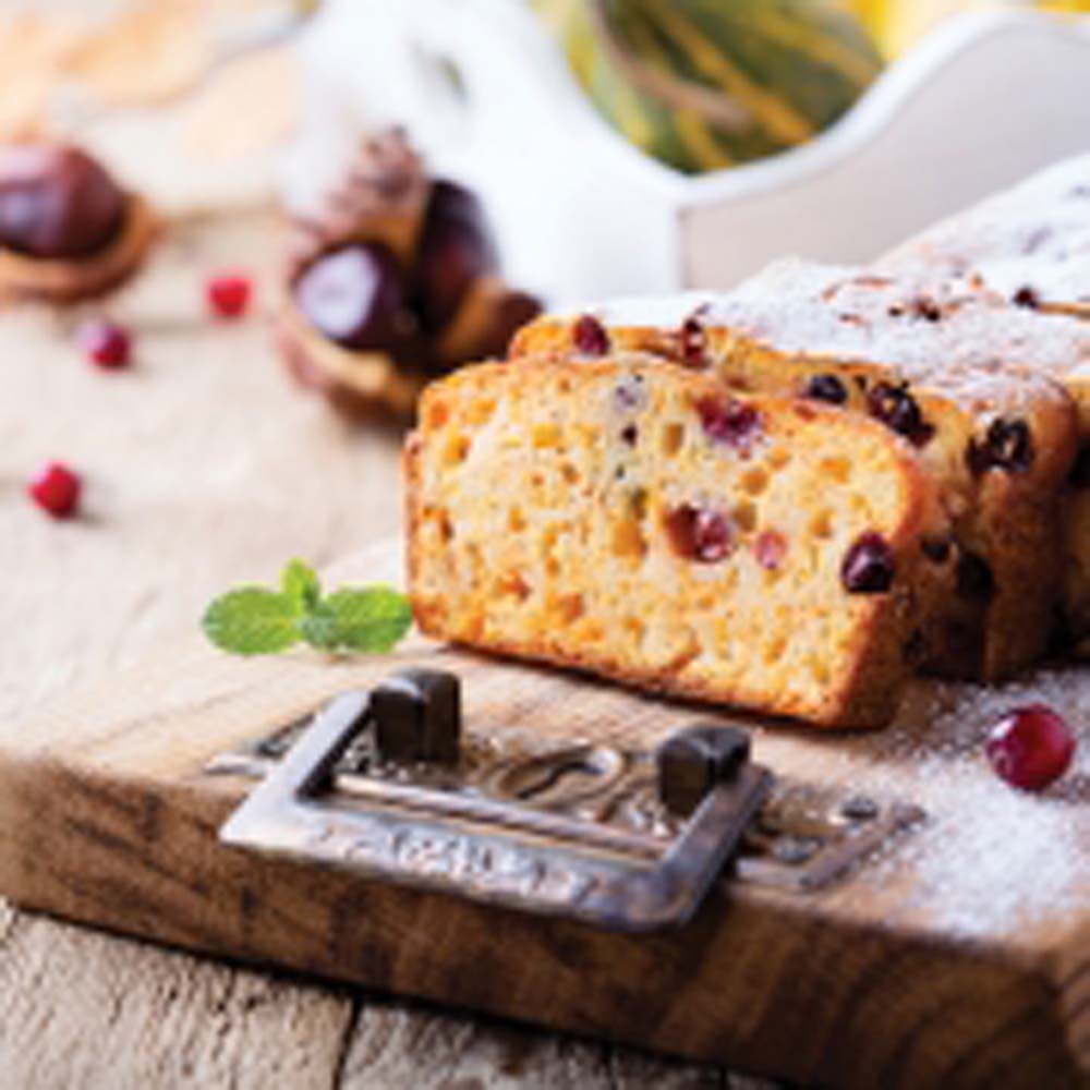 Pumpkin cranberry bread