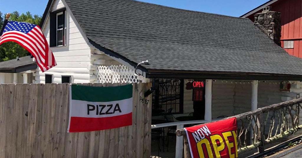 Villa Amato Laurel Magazine