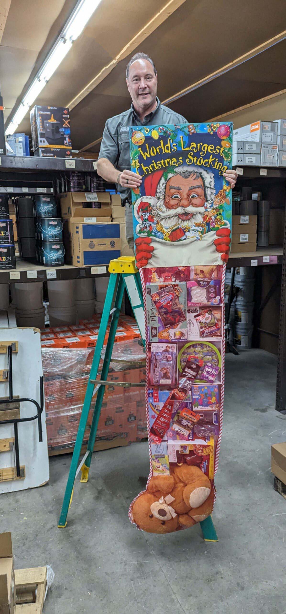 Zoller Hardware to Give Away “The World’s Largest Christmas Stocking