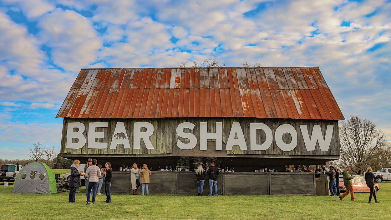 highlands-nc-bear-shadow-barn-sign-day