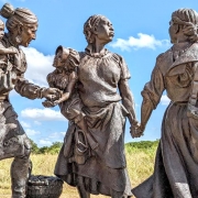 franklin-nc-women's-history-trail-sculpture-2
